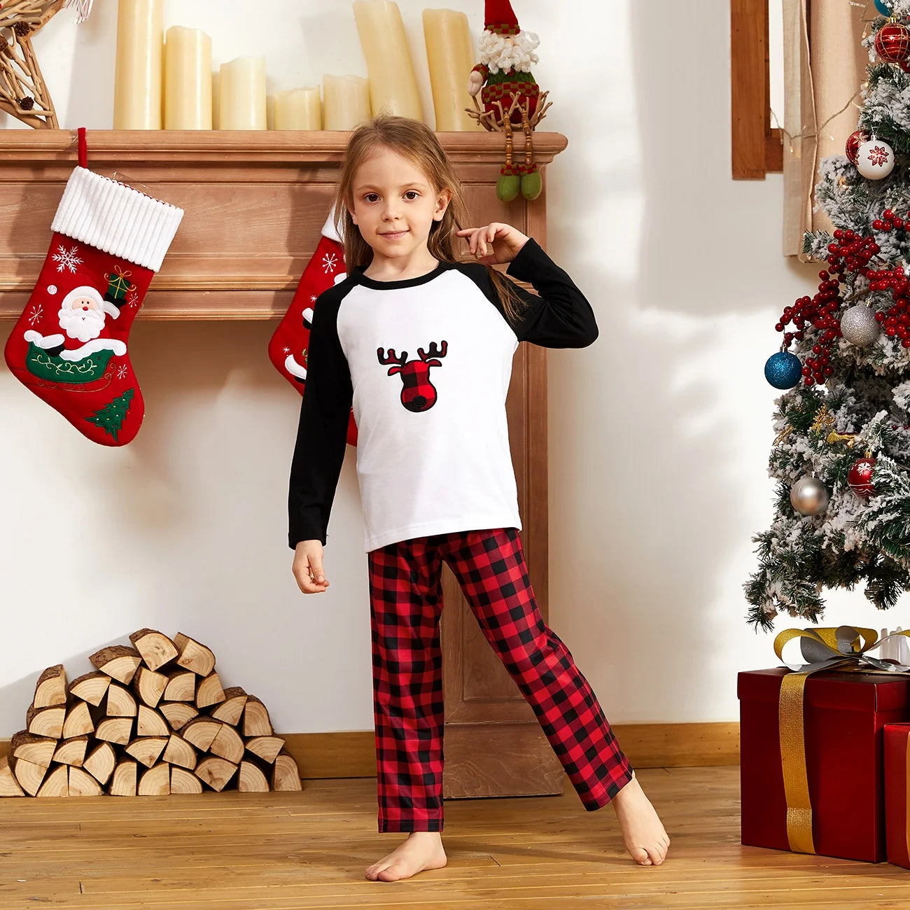 Christmas Pajamas Family Matching 2 Piece Pjs Sets for Kids Girls Boys Deer Long Sleeve Top & Plaid Pants with Socks Holiday Sleepwear, Black/White, 4-5 Years